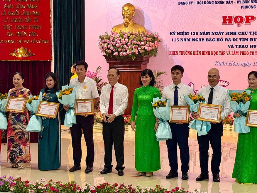 khong-gian-van-hoa-ho-chi-minh-diem-sang-trong-hoc-tap-va-lam-theo-loi-bac-tai-cong-ty-co-phan-tu-van-xay-dung-dien-3